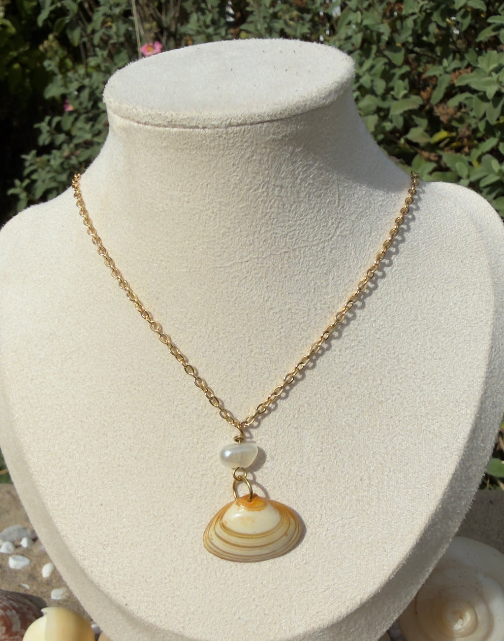 Golden Sand Shell Necklace