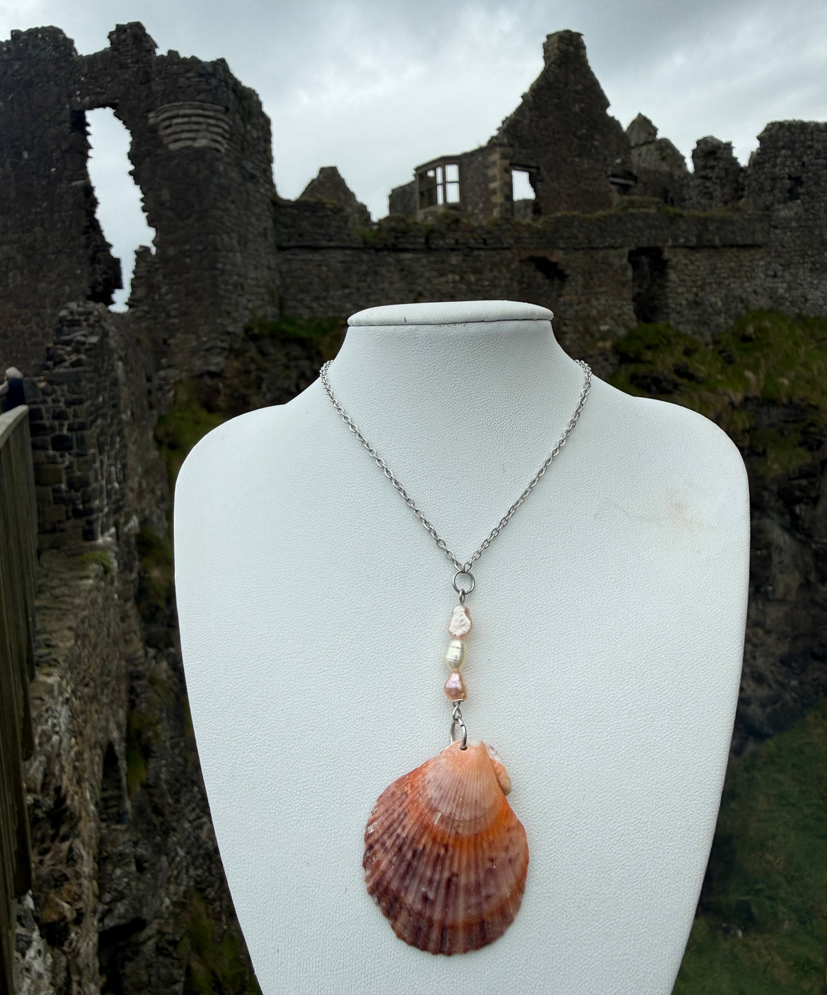 Sunset Castlerock Pearl Scallop Necklace