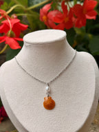 Castlerock Pearl Scallop Necklace