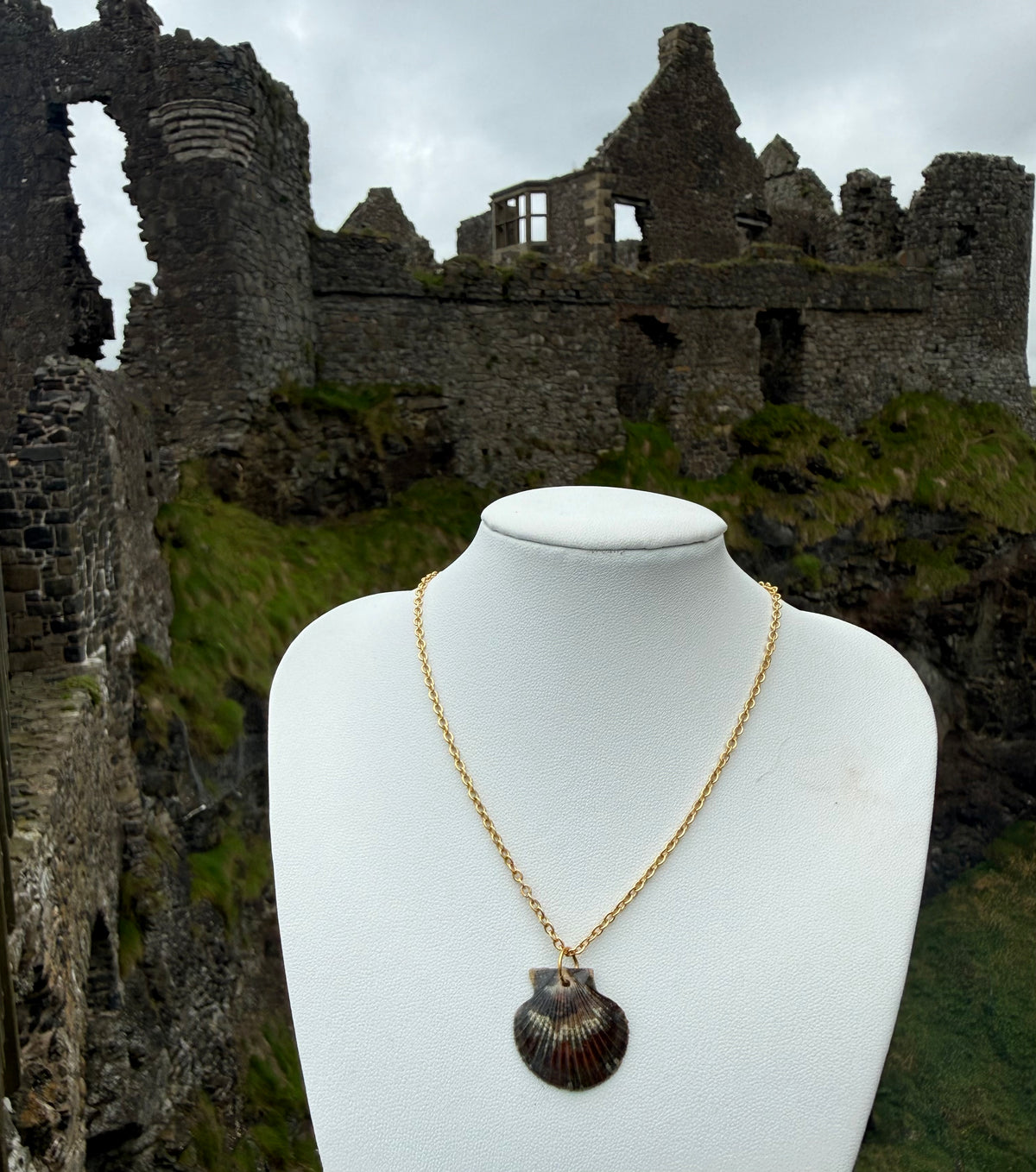 Benone Scallop Necklace