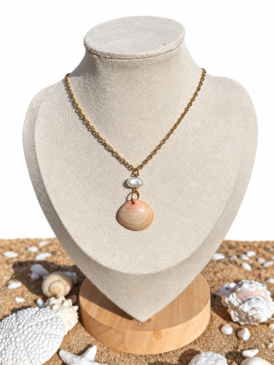 Mussenden Pearl Shell Necklace