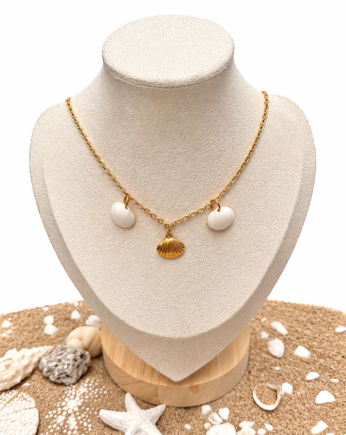White Rocks Shell Charm Necklace