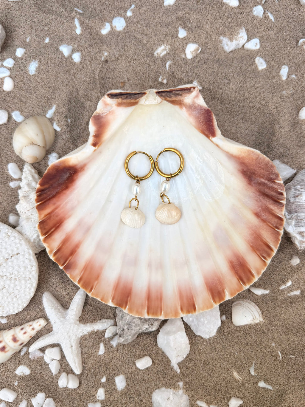 Whiterocks Pearl Shell Gold Hoops