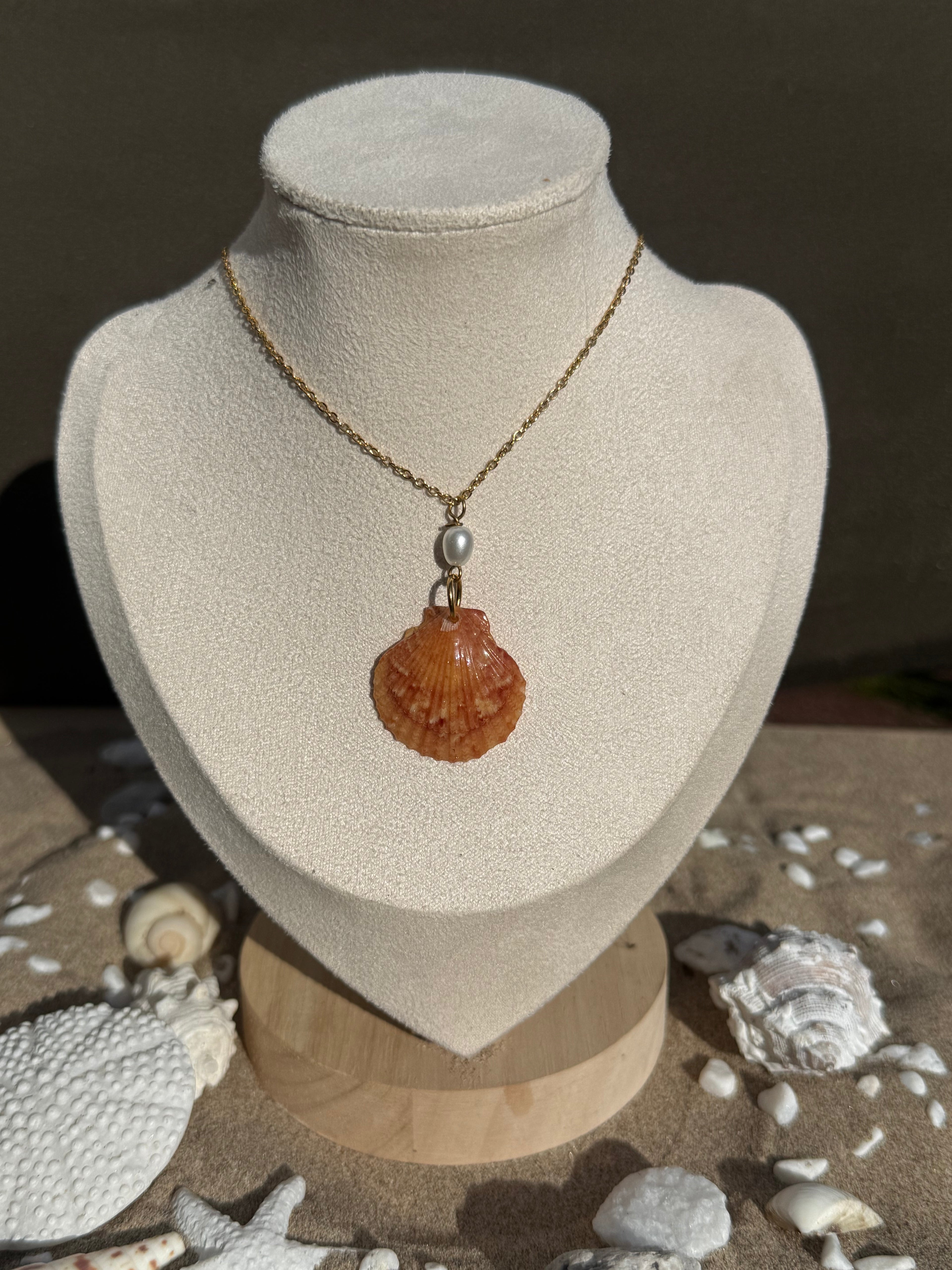 Portrush Pearl Scallop Necklace